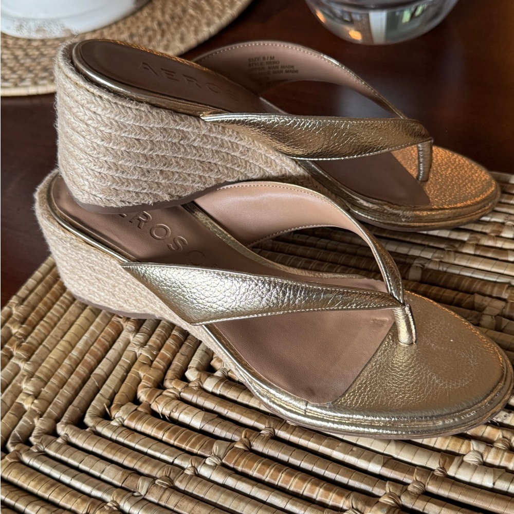 AEROSOLES Gold Espadrille Wedges with Braided Platform size 8 New